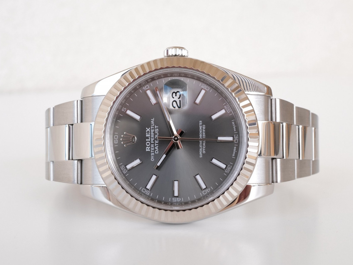 Швейцарський годинник Rolex Datejust 41 Oyster Rhodium Dial