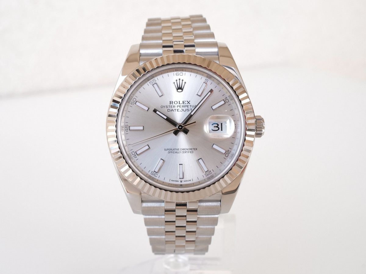 Швейцарський годинник Rolex Datejust 41 Silver Dial Jubilee