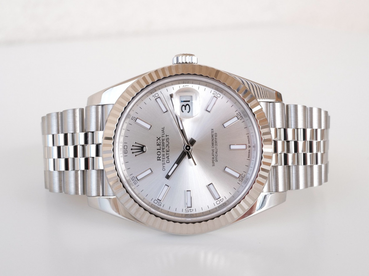 Швейцарський годинник Rolex Datejust 41 Silver Dial Jubilee