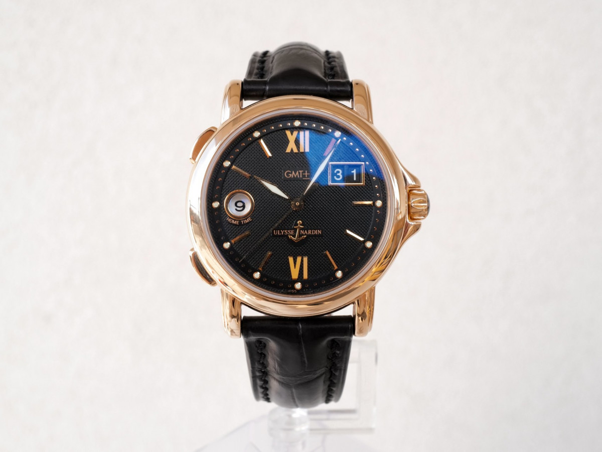 Швейцарские часы Ulysse Nardin 40 GMT Big Date 18K Rose Gold