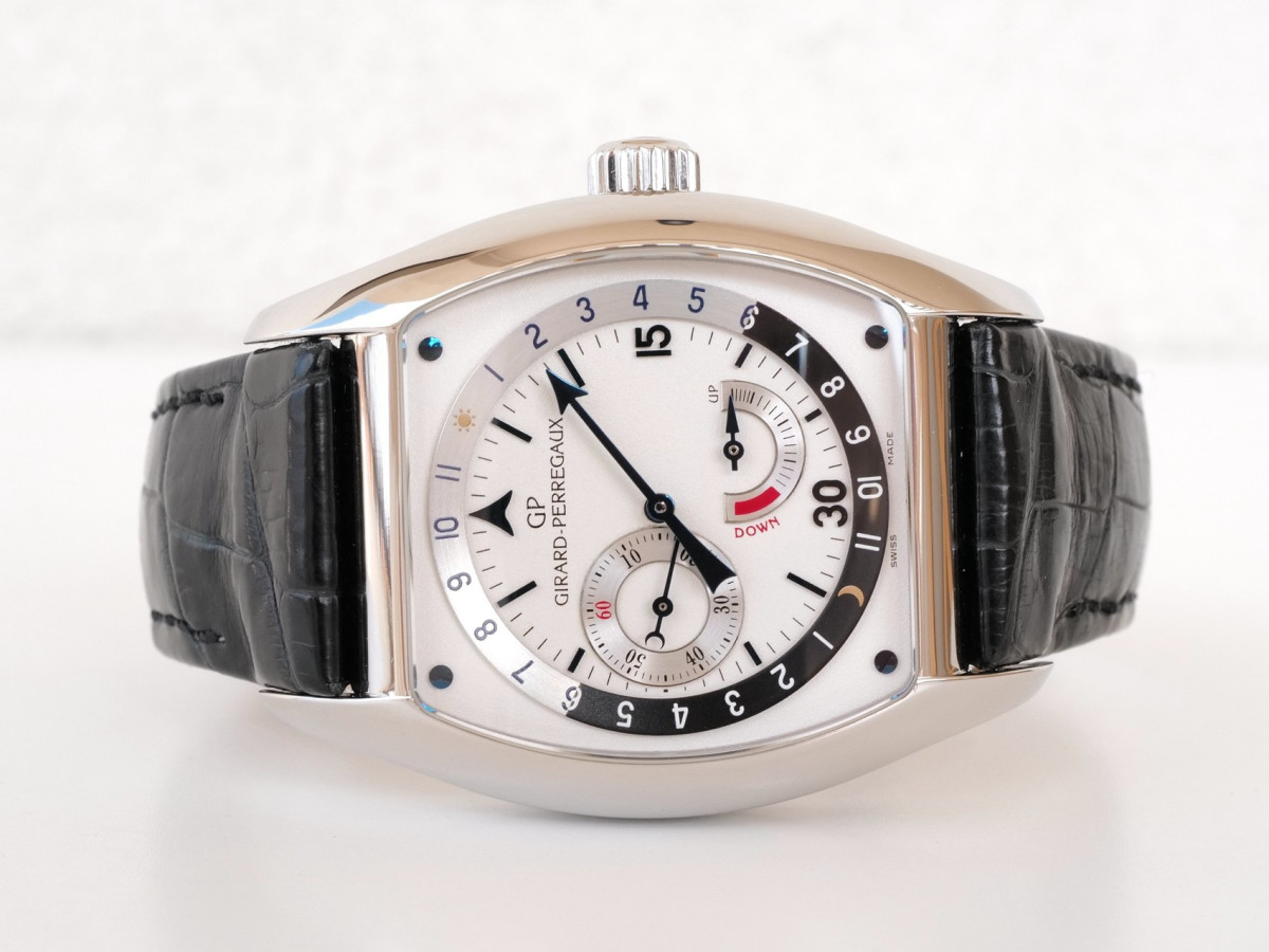 Швейцарские часы Girard-Perregaux Richeville Day Night