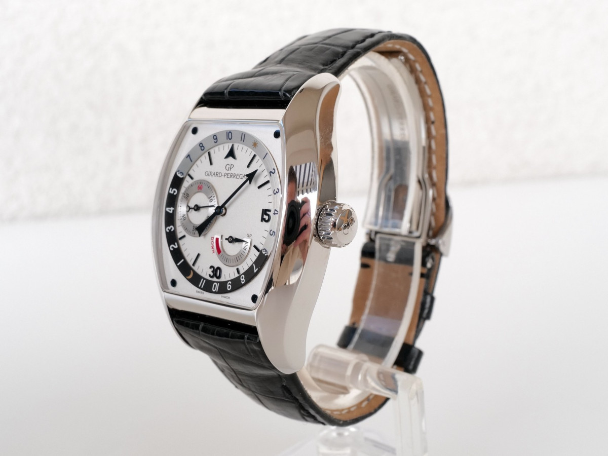 Швейцарские часы Girard-Perregaux Richeville Day Night