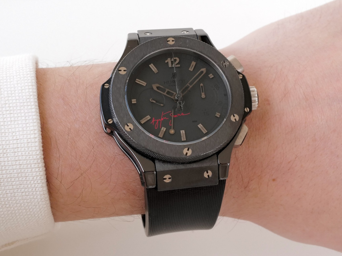 Швейцарские часы Hublot Big Bang 44 Ayrton Senna Double Chronograph Power Reserve Limited Edition of 500