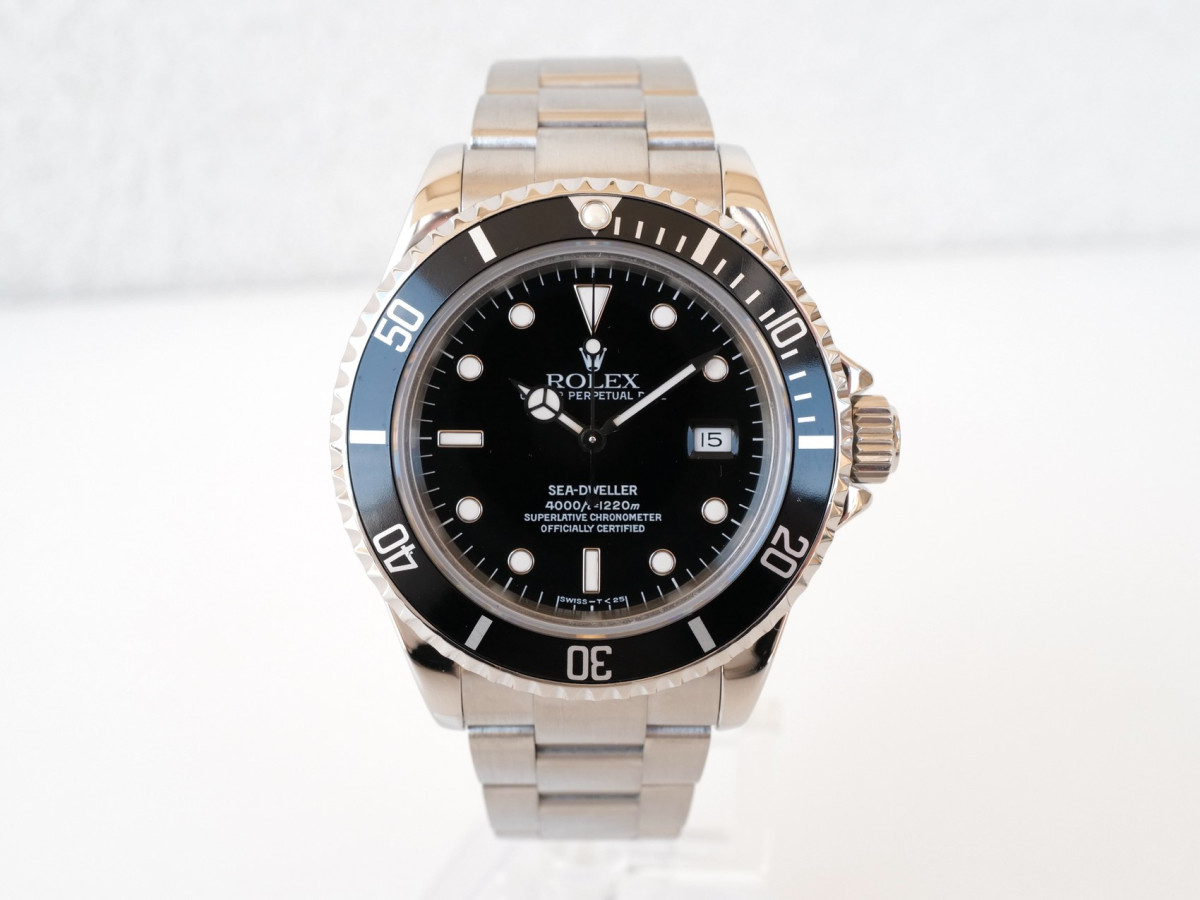 Швейцарський годинник Rolex Sea-Dweller 4000