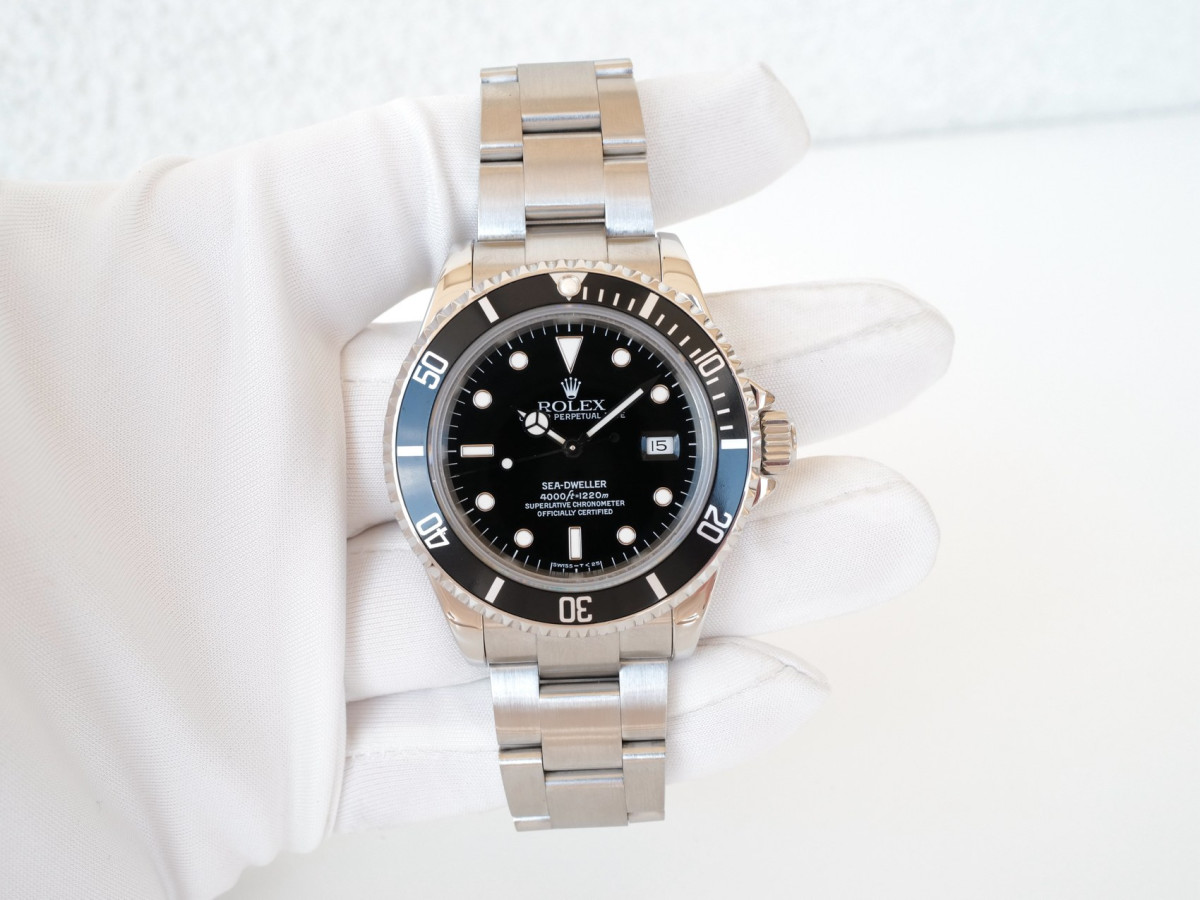 Швейцарський годинник Rolex Sea-Dweller 4000