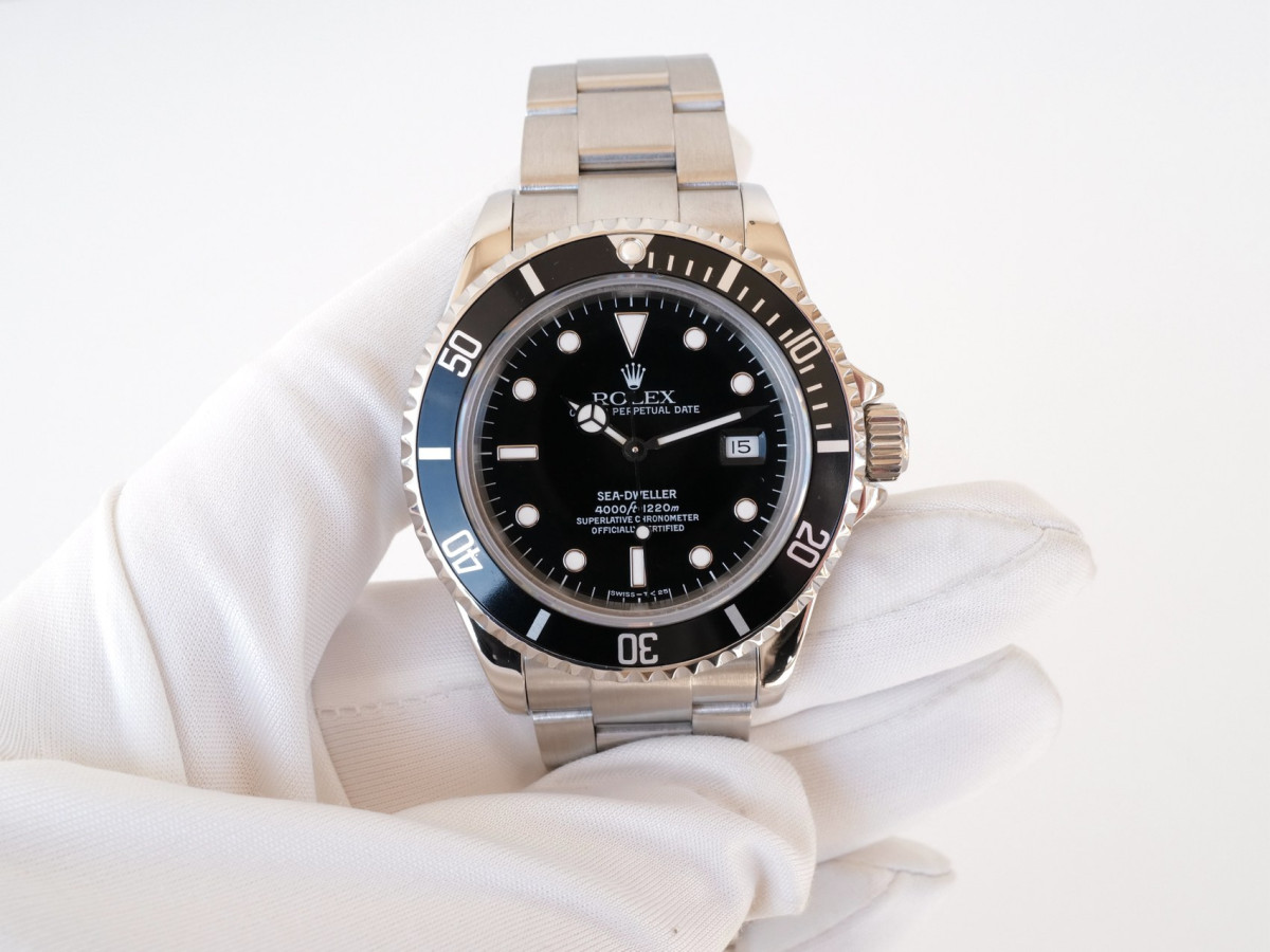 Швейцарський годинник Rolex Sea-Dweller 4000
