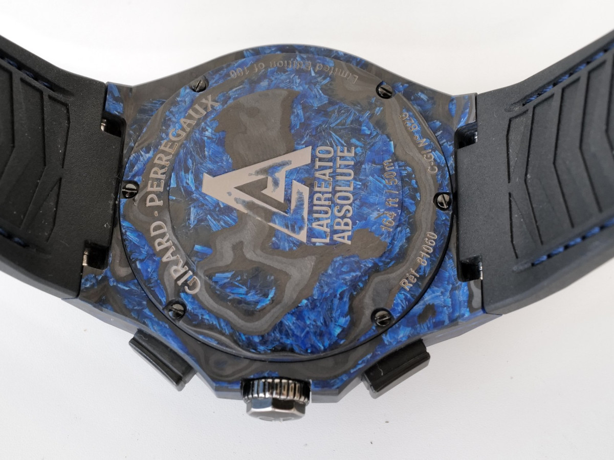 Швейцарський годинник Girard Perregaux Carbon Glass Laureato Absolute Rock 44 Limited Edition of 100