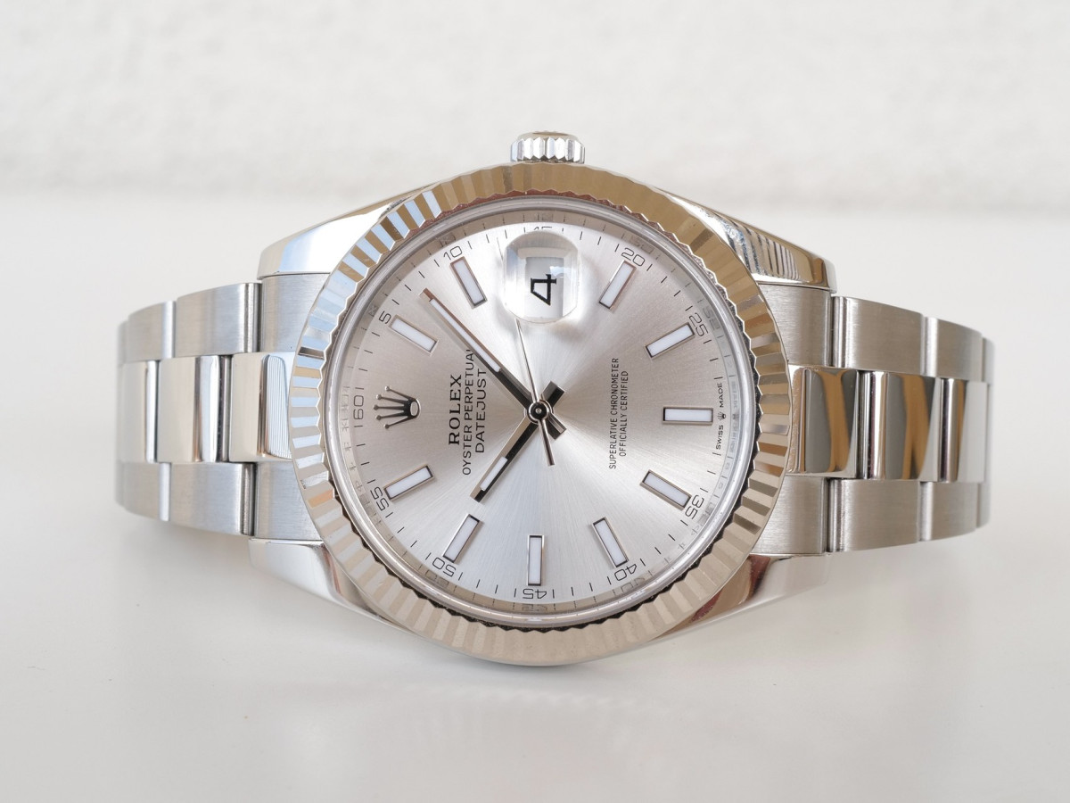 Swiss watch Rolex Datejust 41 Silver Dial Oyster