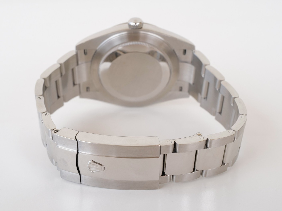 Swiss watch Rolex Datejust 41 Silver Dial Oyster