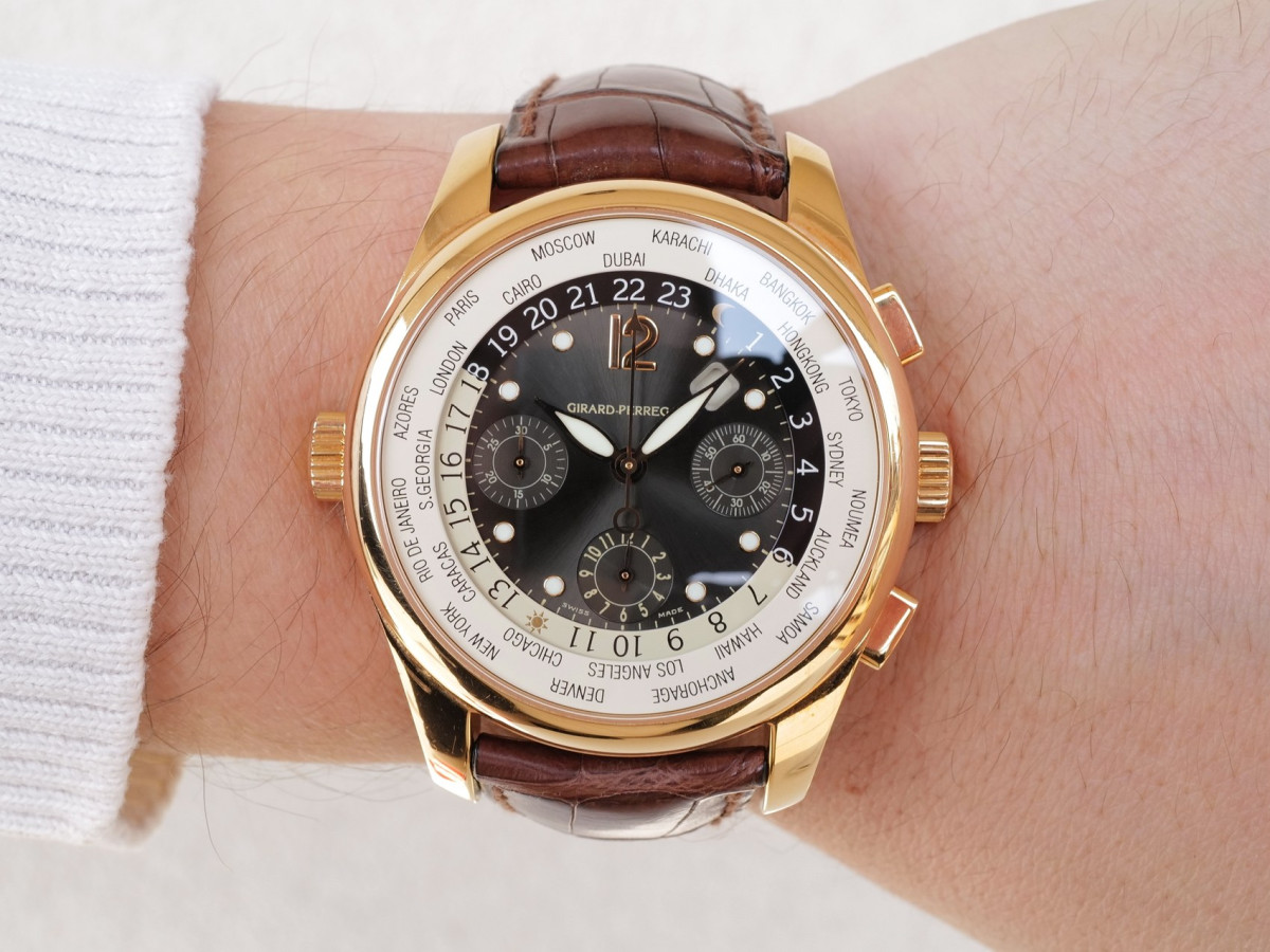Швейцарские часы Girard Perregaux WW.TC Traveller 43 Chronograph 18K Rose Gold