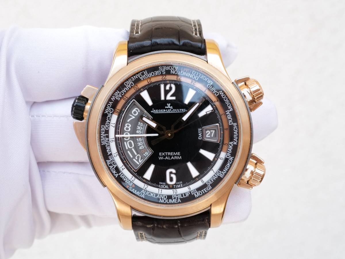 Швейцарские часы Jaeger-LeCoultre Master Compressor Extreme W-Alarm 46 Valentino Rossi 18K Rose Gold