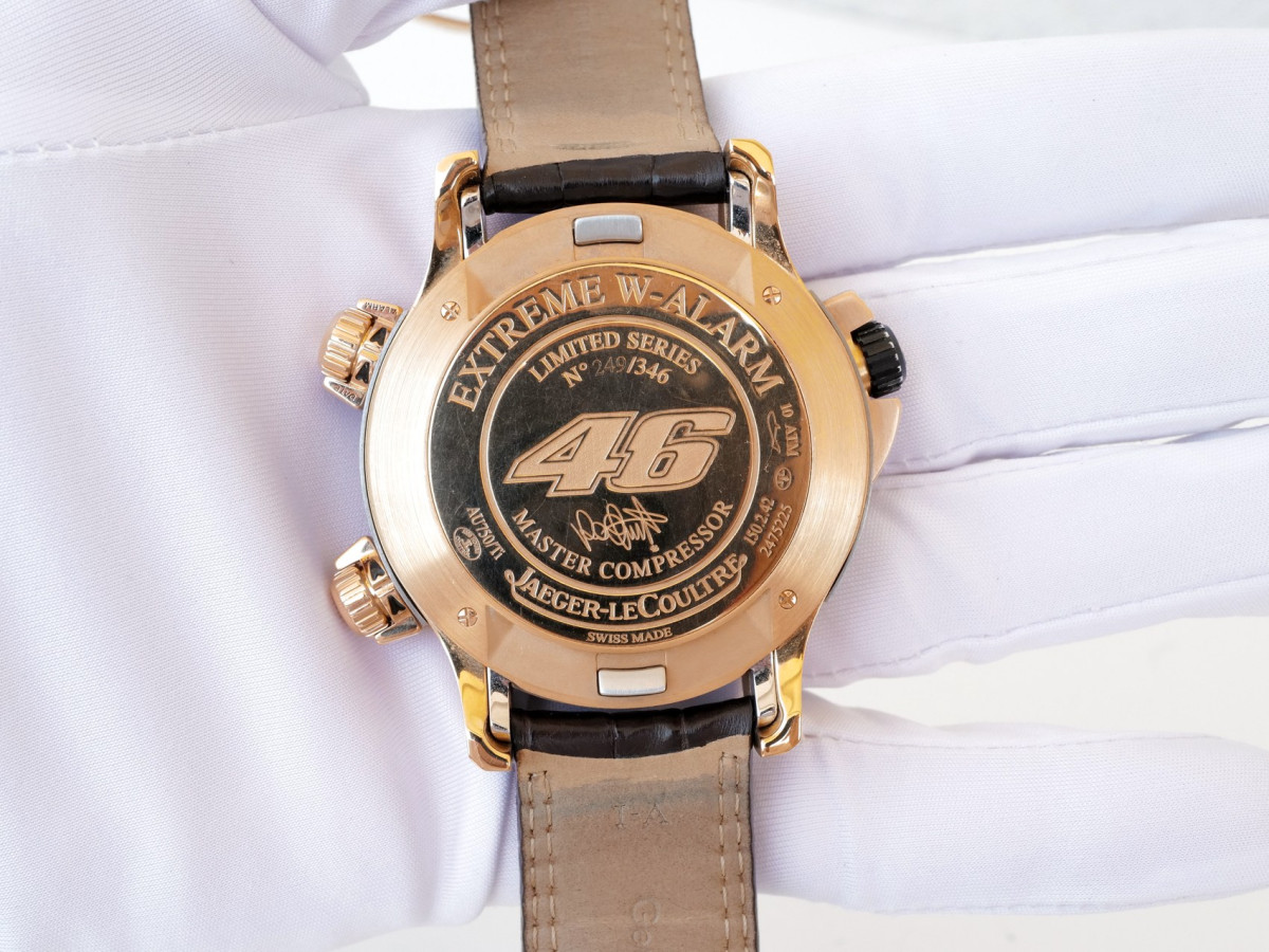 Швейцарские часы Jaeger-LeCoultre Master Compressor Extreme W-Alarm 46 Valentino Rossi 18K Rose Gold