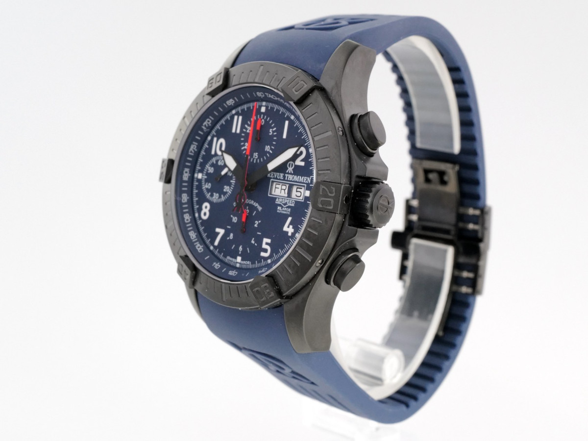 Швейцарський годинник Revue Thommen Air Speed Chronograph 43
