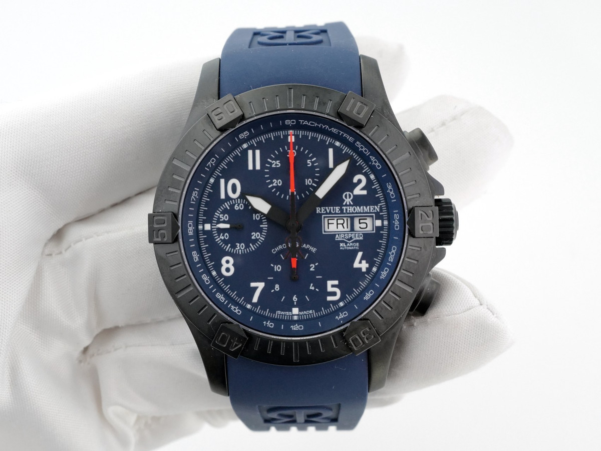 Швейцарський годинник Revue Thommen Air Speed Chronograph 43