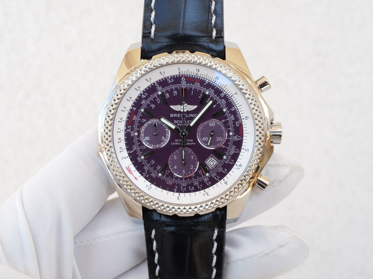 Швейцарские часы Breitling Bentley Motors T Chronograph 49 Burgundy Purple Violet Dial
