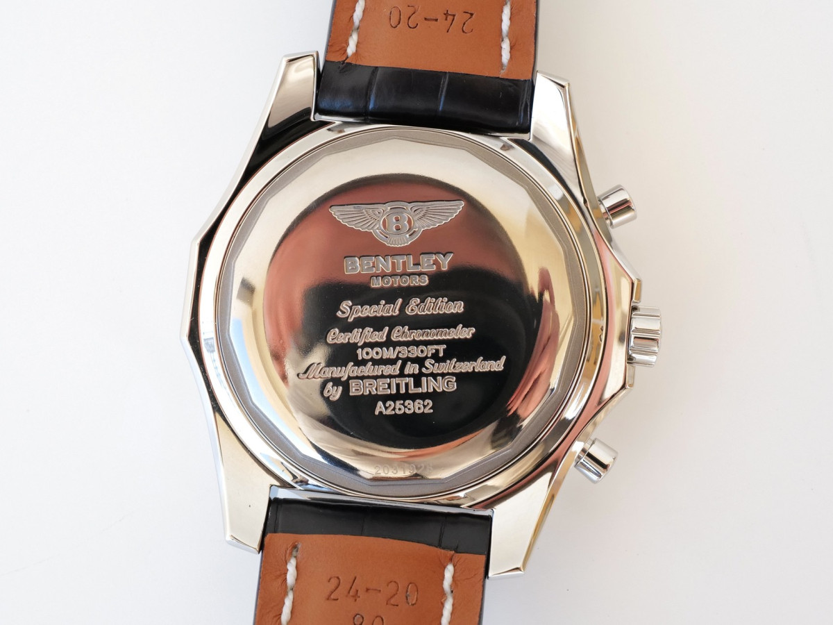 Швейцарские часы Breitling Bentley Motors T Chronograph 49 Burgundy Purple Violet Dial