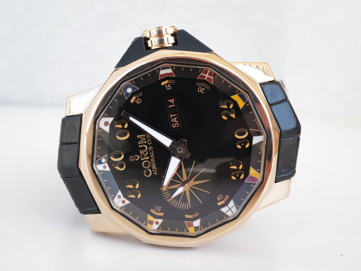 Швейцарський годинник Corum Admiral's Cup Challenger 48 Competition 18K Rose Gold