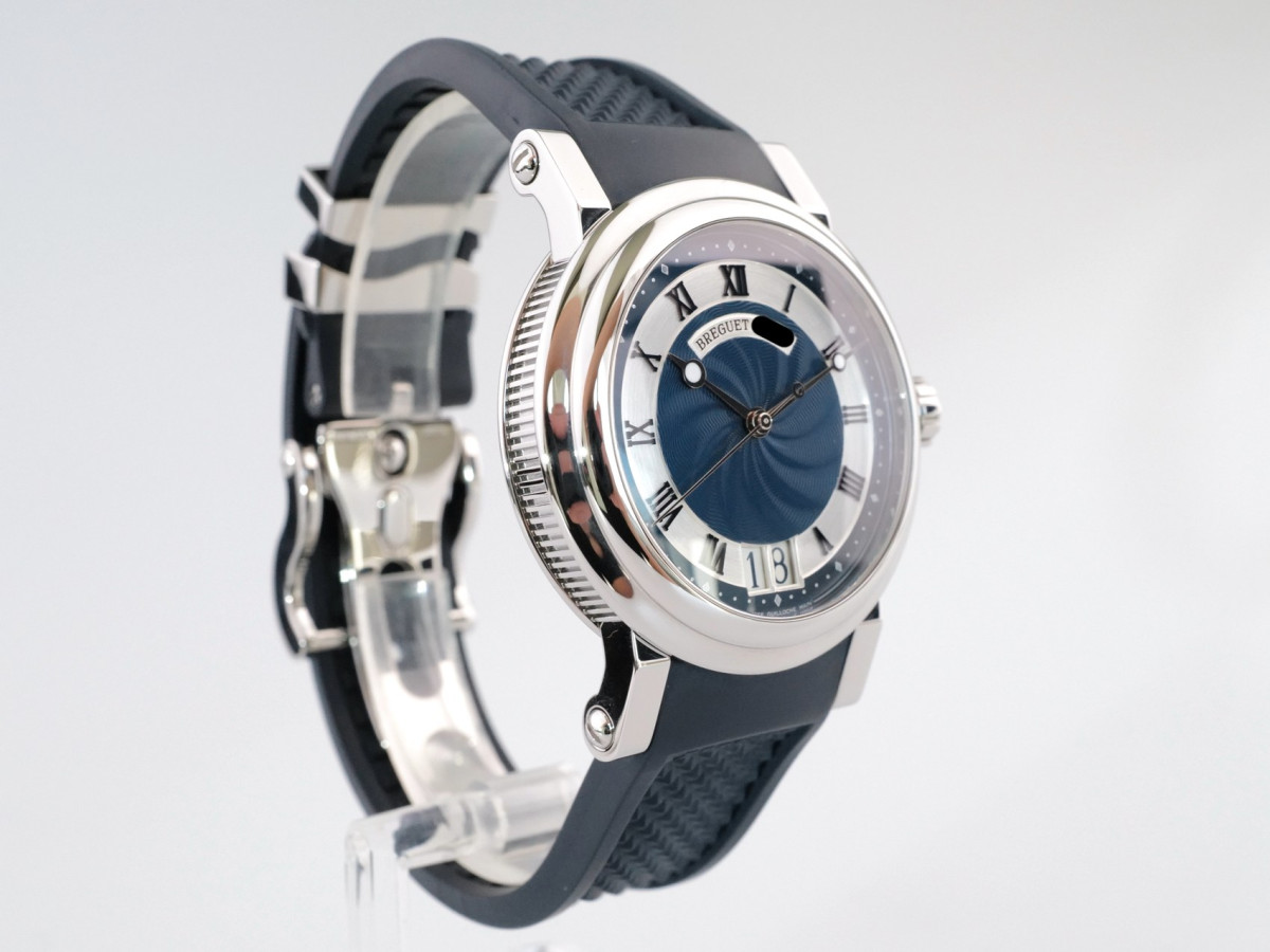 Швейцарський годинник Breguet Marine Big Date 39 Blue Dial