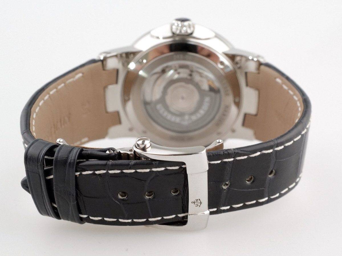 Швейцарський годинник Ulysse Nardin Executive 43 Dual Time Blue Dial