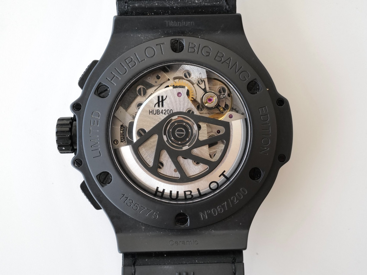 Швейцарские часы Hublot Big Bang 44 Aero Bang Sugar Skull Ceramic Carbon Limited Edition of 200