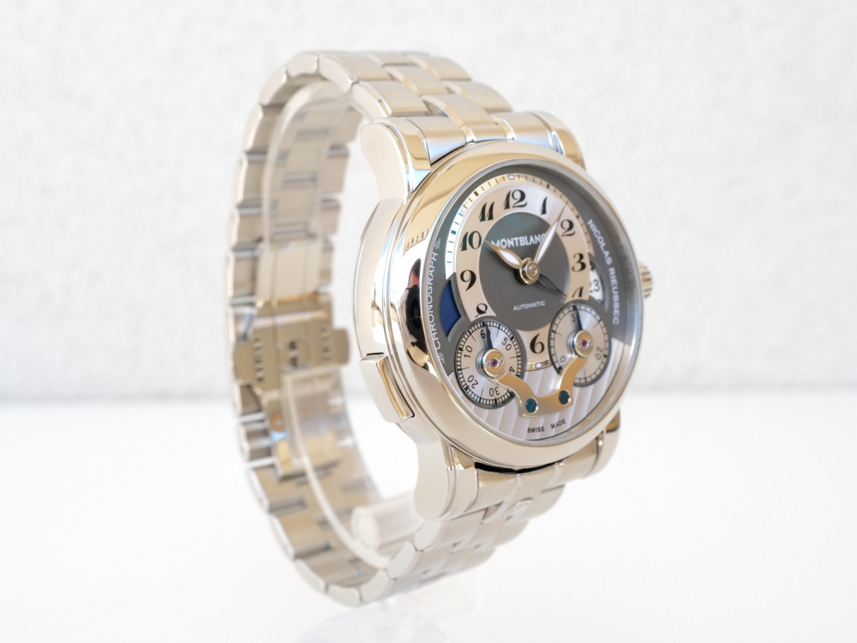 Швейцарские часы Montblanc Nicolas Rieussec 43 Single Button Monopoussoir Chronograph GMT
