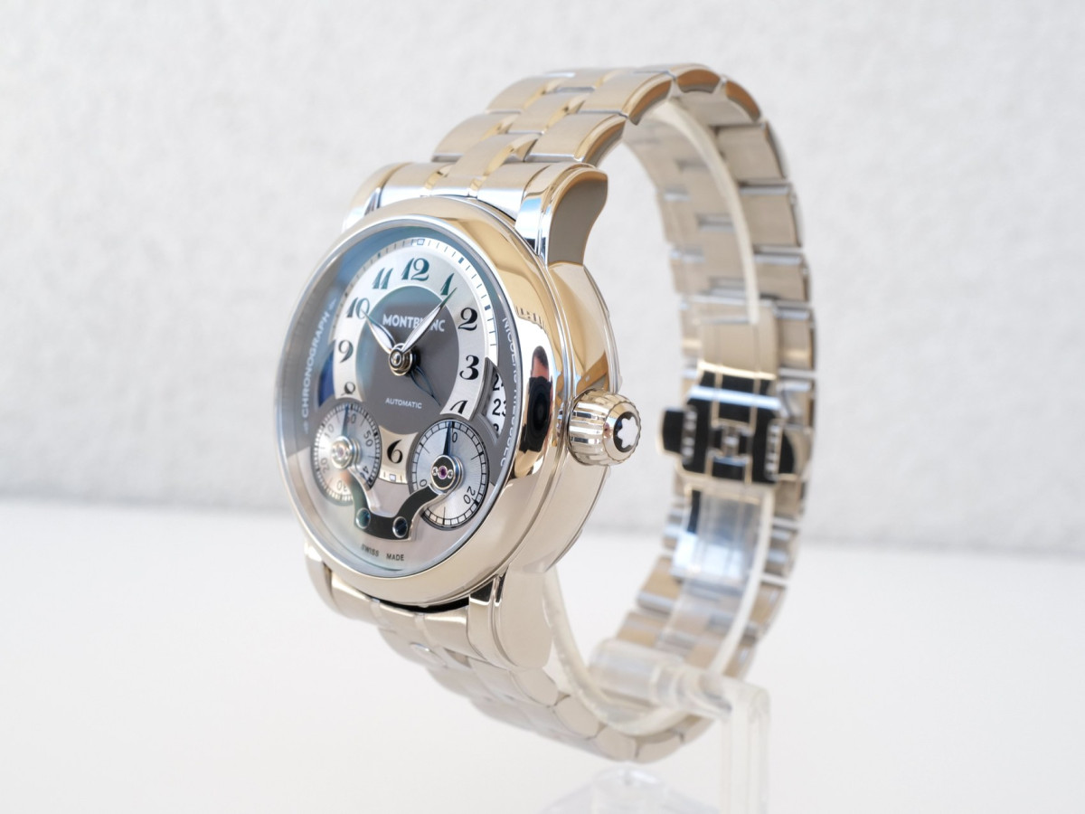 Швейцарские часы Montblanc Nicolas Rieussec 43 Single Button Monopoussoir Chronograph GMT