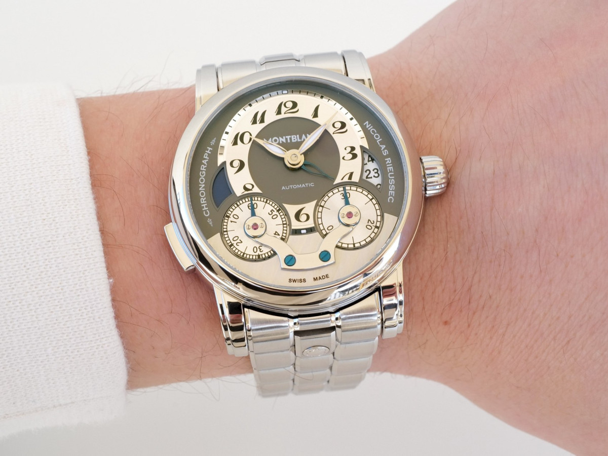 Швейцарские часы Montblanc Nicolas Rieussec 43 Single Button Monopoussoir Chronograph GMT
