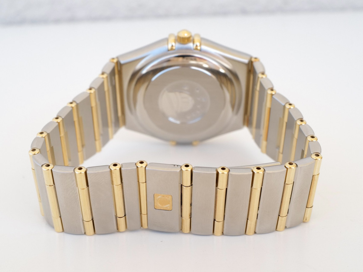Швейцарские часы Omega Constellation 36 Automatic Steel Yellow Gold Silver Dial
