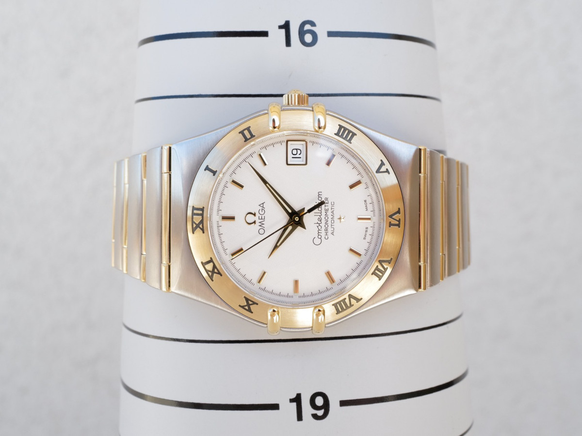 Швейцарские часы Omega Constellation 36 Automatic Steel Yellow Gold Silver Dial