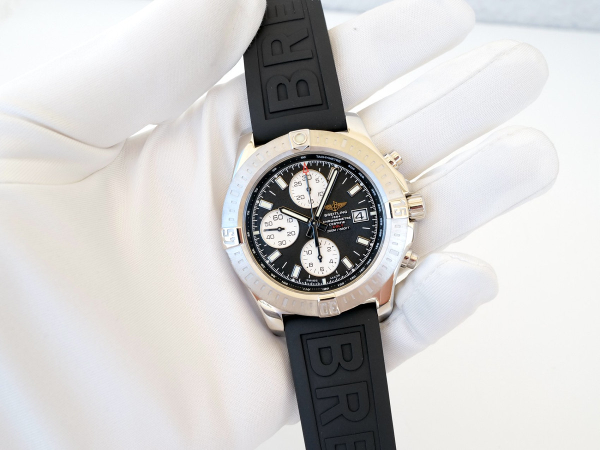 Швейцарський годинник Breitling Colt 44 Automatic Chronograph