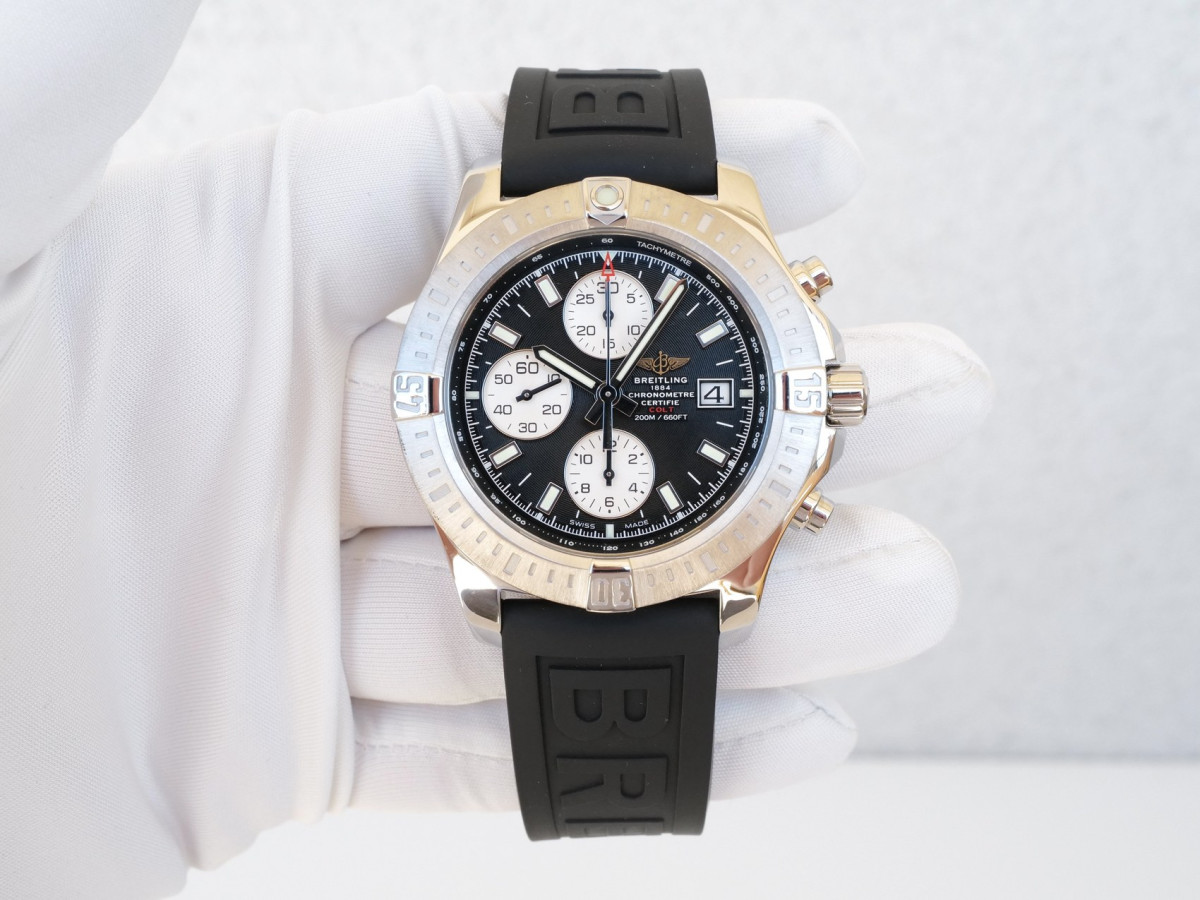 Швейцарський годинник Breitling Colt 44 Automatic Chronograph