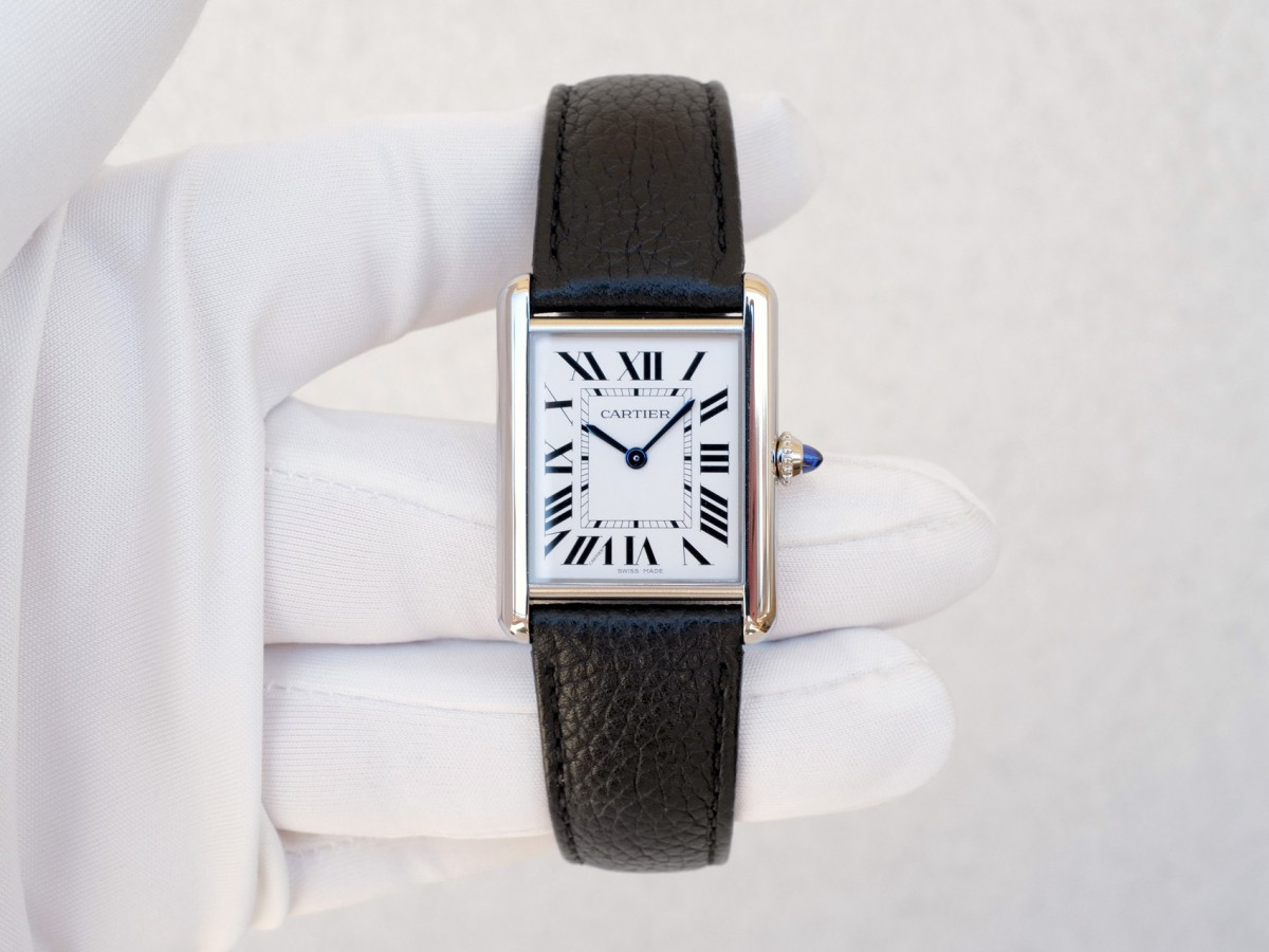 Швейцарський годинник Cartier Tank Must Large Quartz