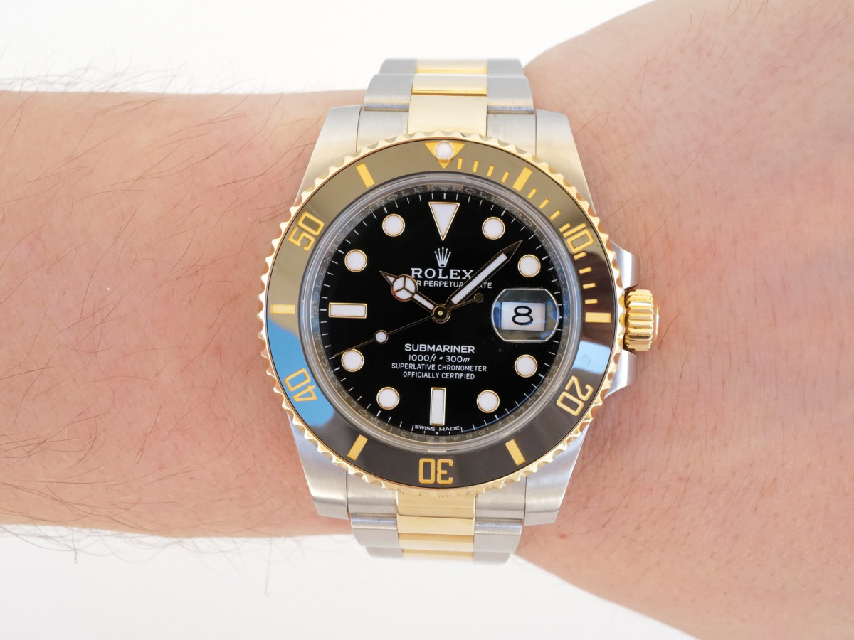Swiss watch Rolex Submariner Date 40 Black Dial Ceramic Bezel