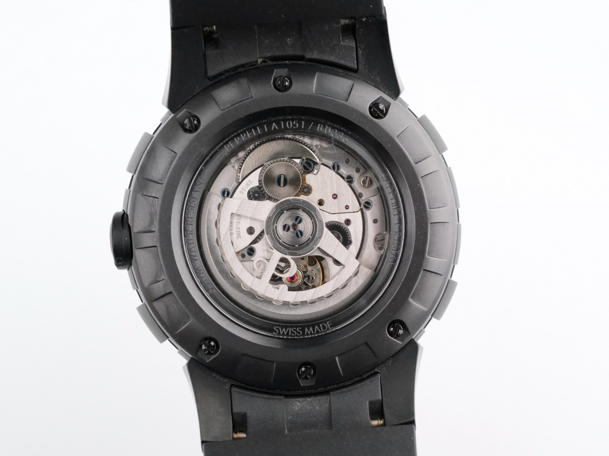 Швейцарские часы Turbine XL 50 Black