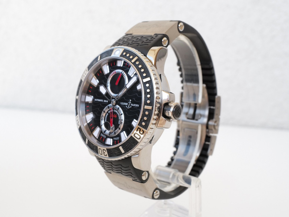 Швейцарские часы Ulysse Nardin Maxi Marine Diver 45 Titanium Black Dial
