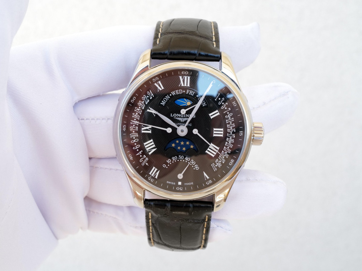 Швейцарський годинник Longines Master Collection 44 Retrograde Moonphase Black Dial