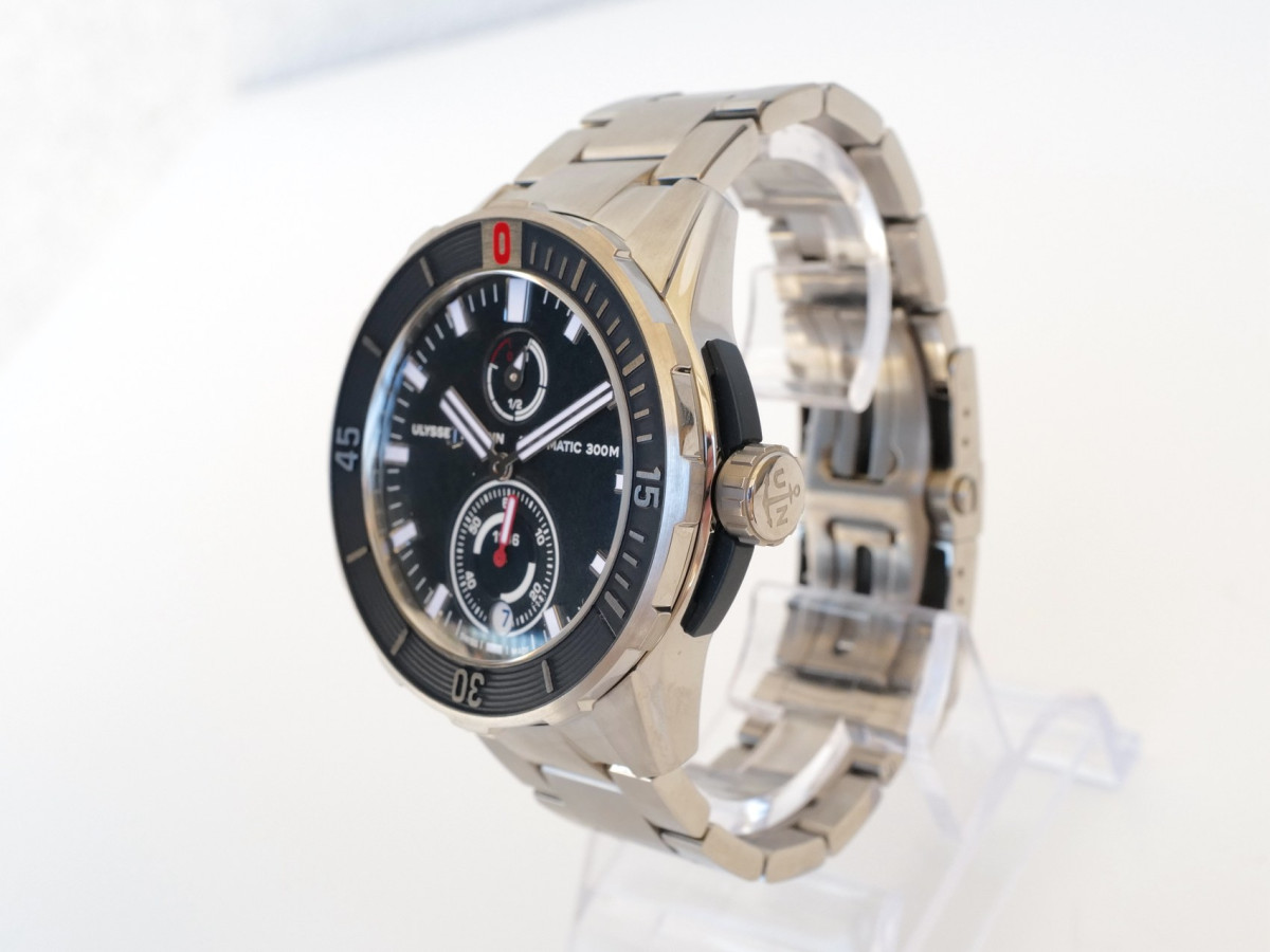 Швейцарские часы Ulysse Nardin Diver Chronometer 44 Titanium
