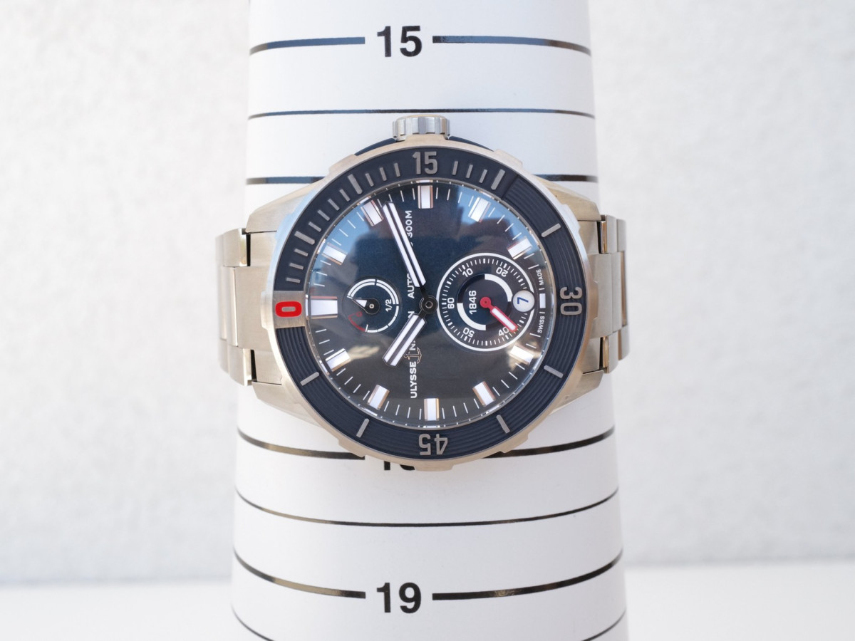 Швейцарские часы Ulysse Nardin Diver Chronometer 44 Titanium