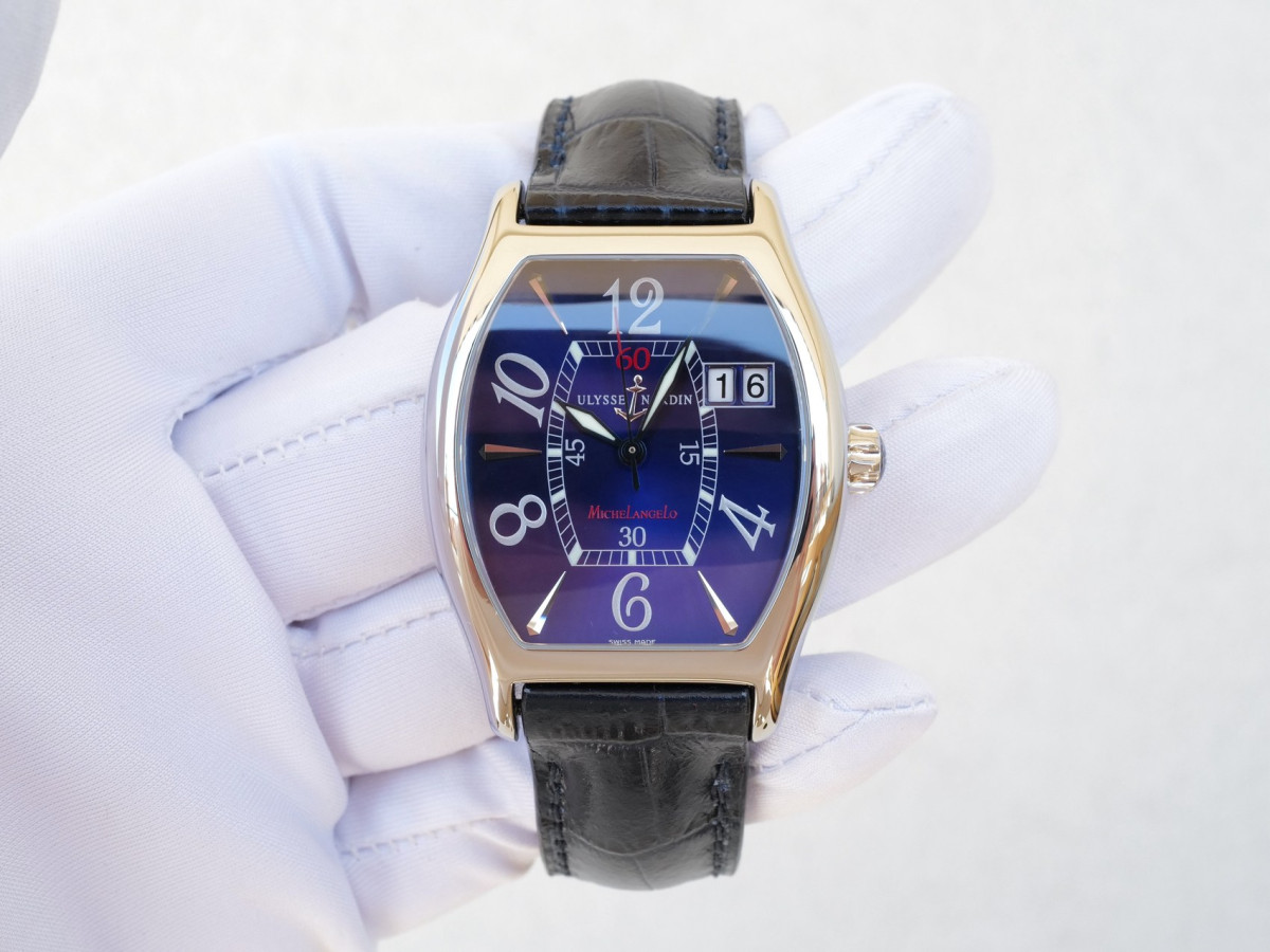 Швейцарские часы Ulysse Nardin Michelangelo Big Date Blue Dial
