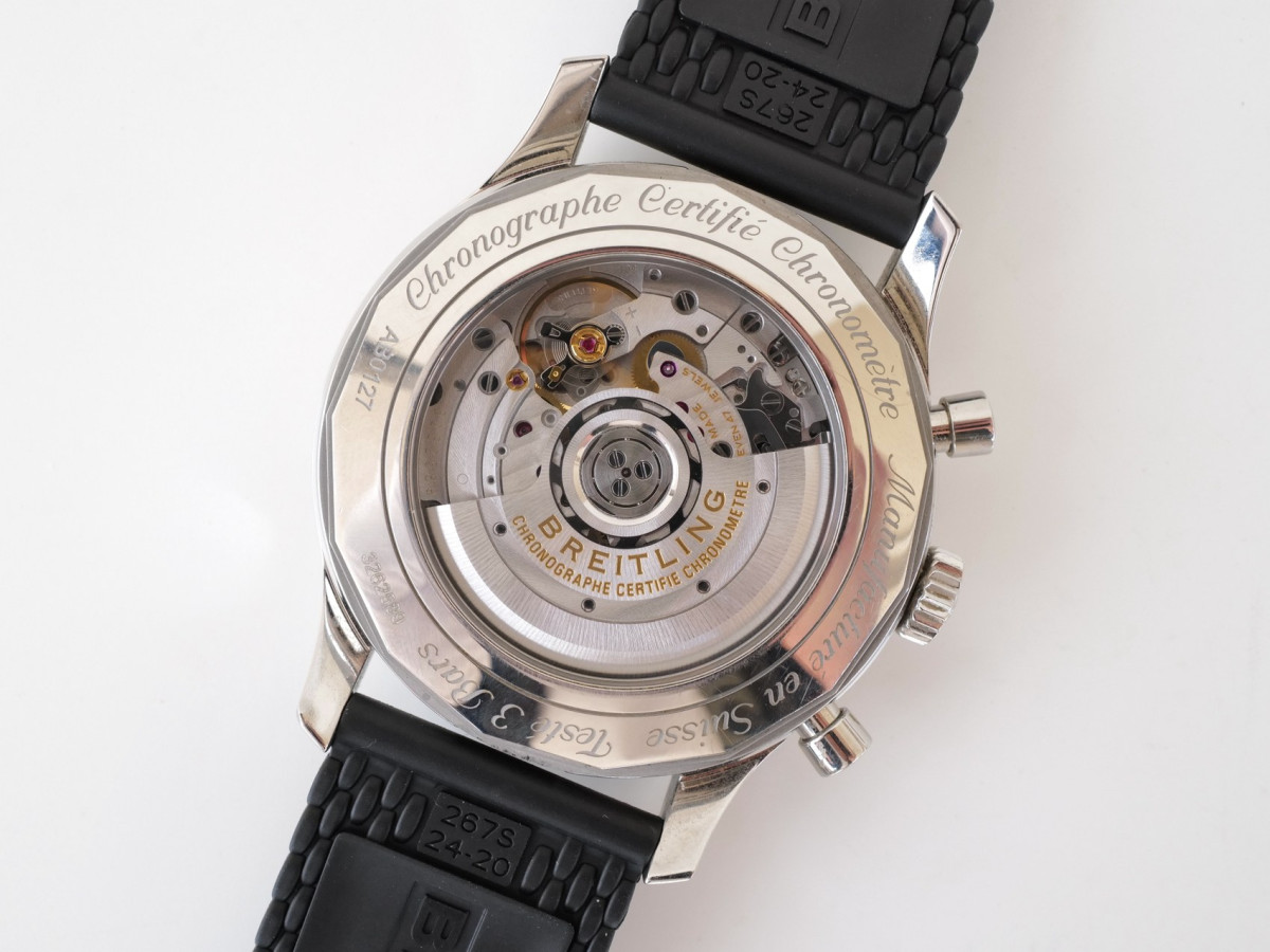 Швейцарський годинник Breitling Navitimer B01 Chronograph 46 Panda Dial