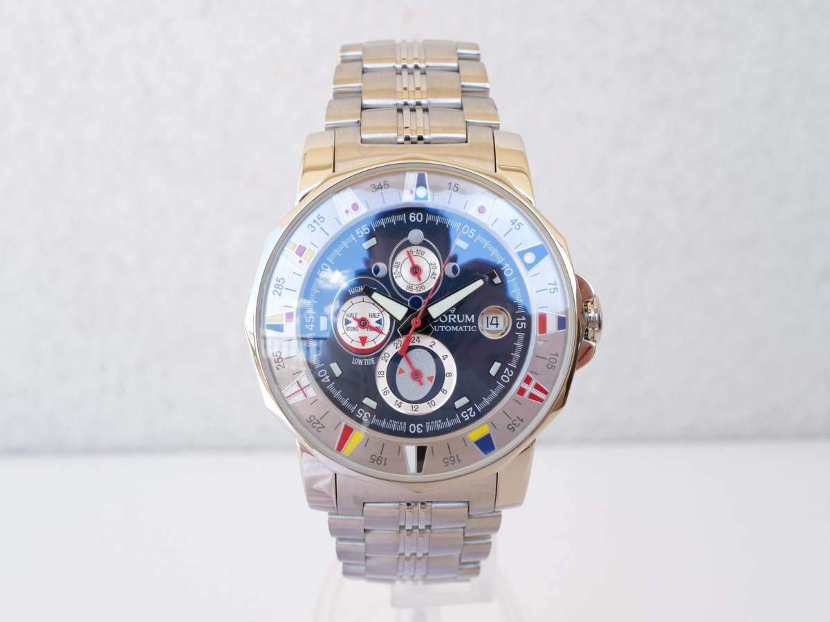 Швейцарський годинник Corum Admiral Cup Tides 44 Blue Dial