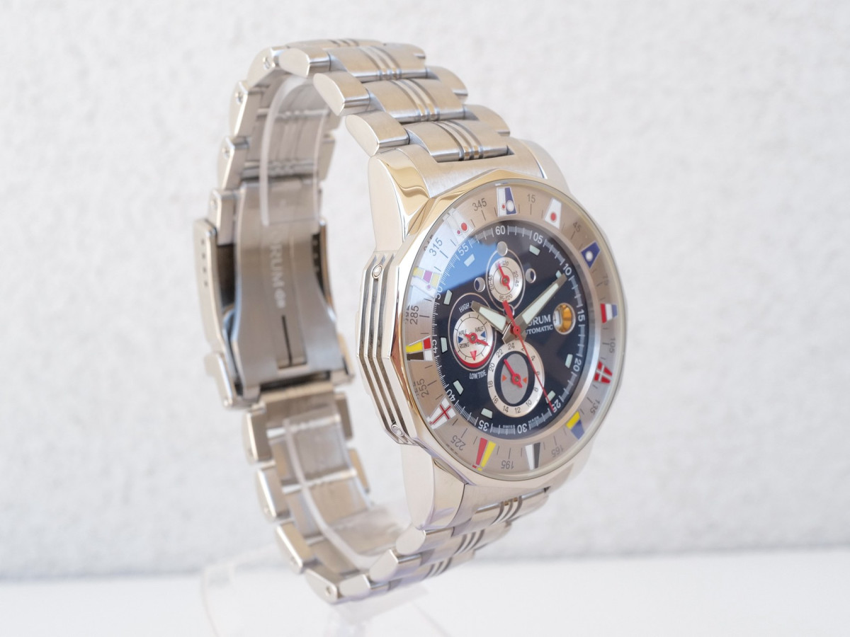 Швейцарський годинник Corum Admiral Cup Tides 44 Blue Dial