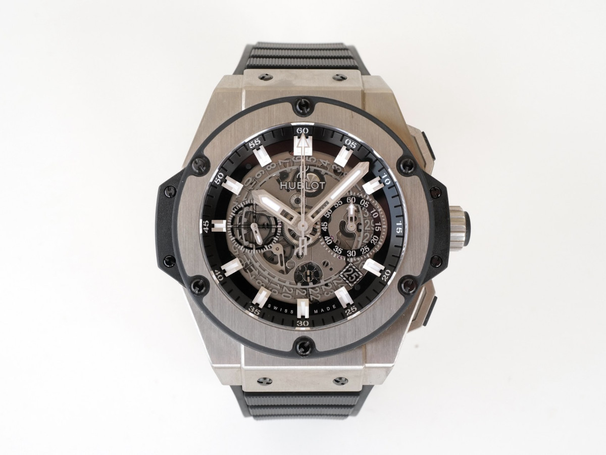 Швейцарський годинник Hublot King Power Unico 48 Skeleton Titanium Chronograph
