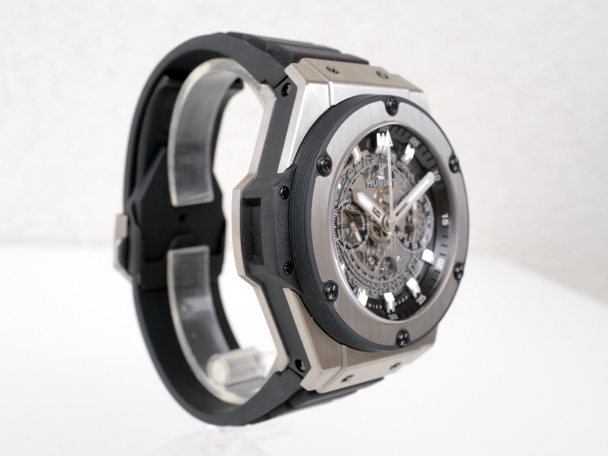 Швейцарський годинник Hublot King Power Unico 48 Skeleton Titanium Chronograph