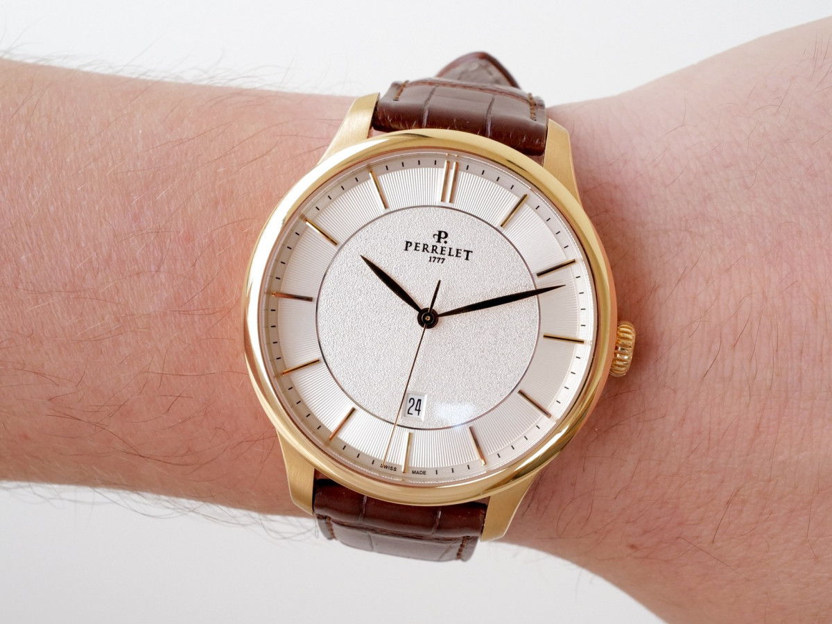 Швейцарские часы First Class 43 Automatic Date 18K Rose Gold