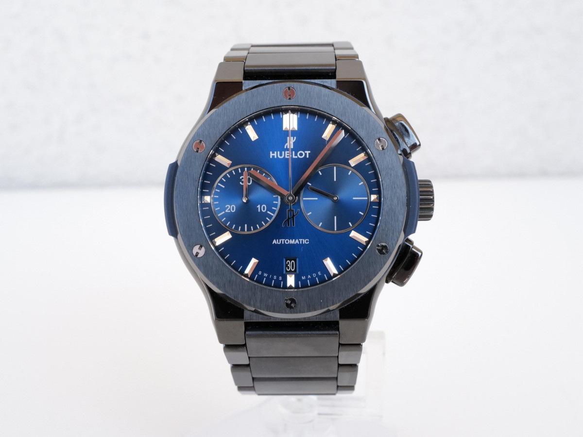 Швейцарские часы Hublot Classic Fusion 45 Chronograph Ceramic Blue Bracelet