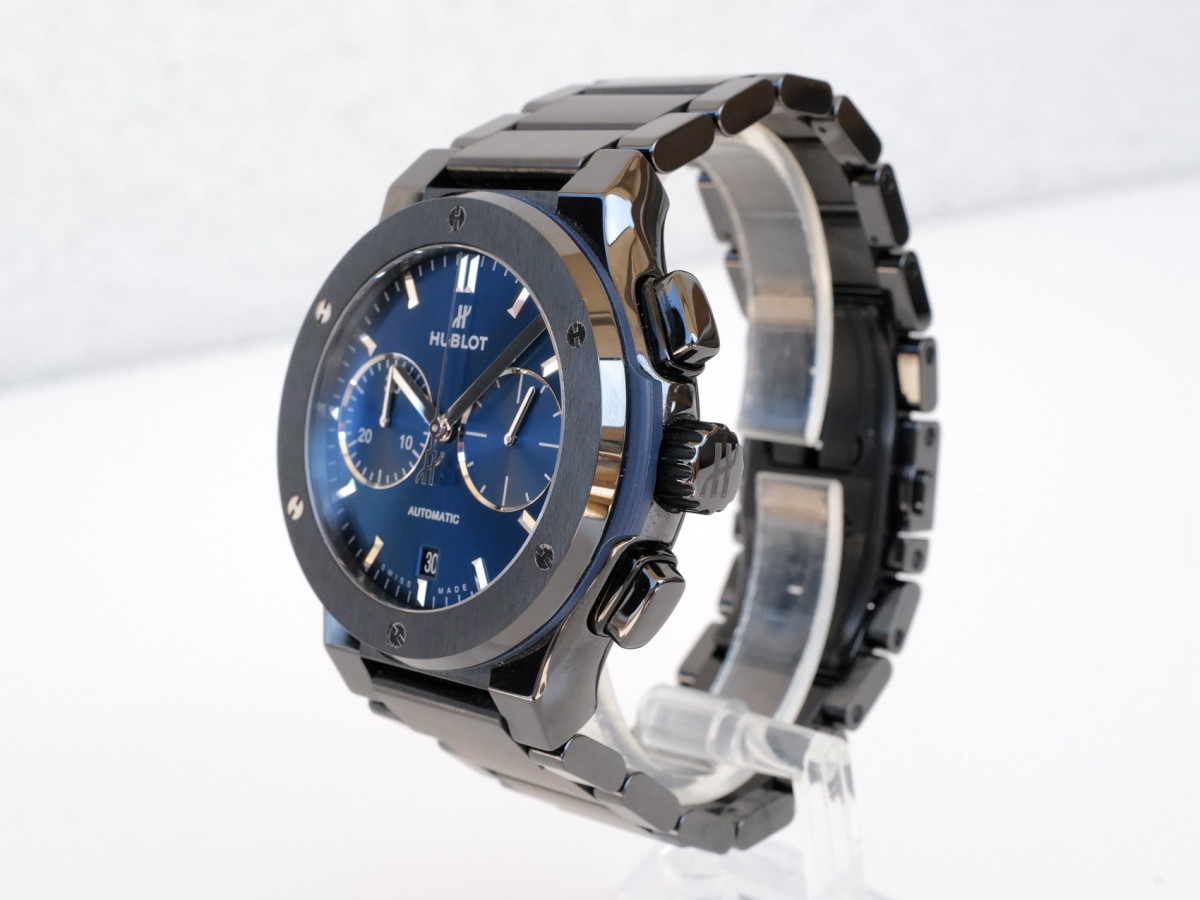 Швейцарские часы Hublot Classic Fusion 45 Chronograph Ceramic Blue Bracelet