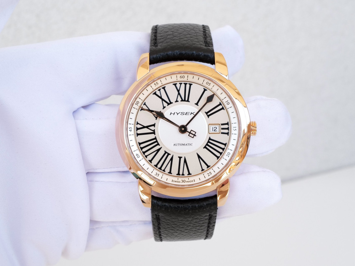 Швейцарський годинник Hysek IO 43 Automatic Date 18K Rose Gold