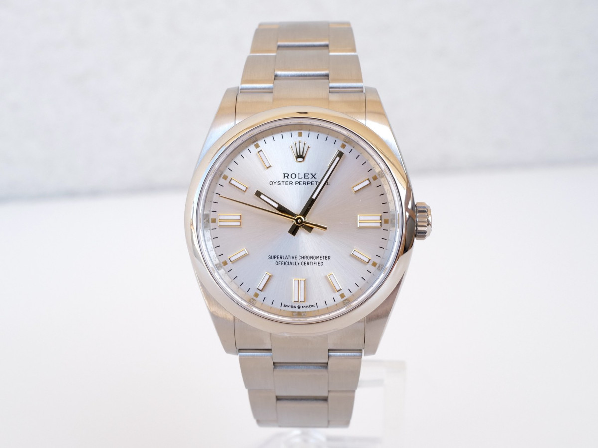 Швейцарський годинник Rolex Oyster Perpetual 36 Silver Dial