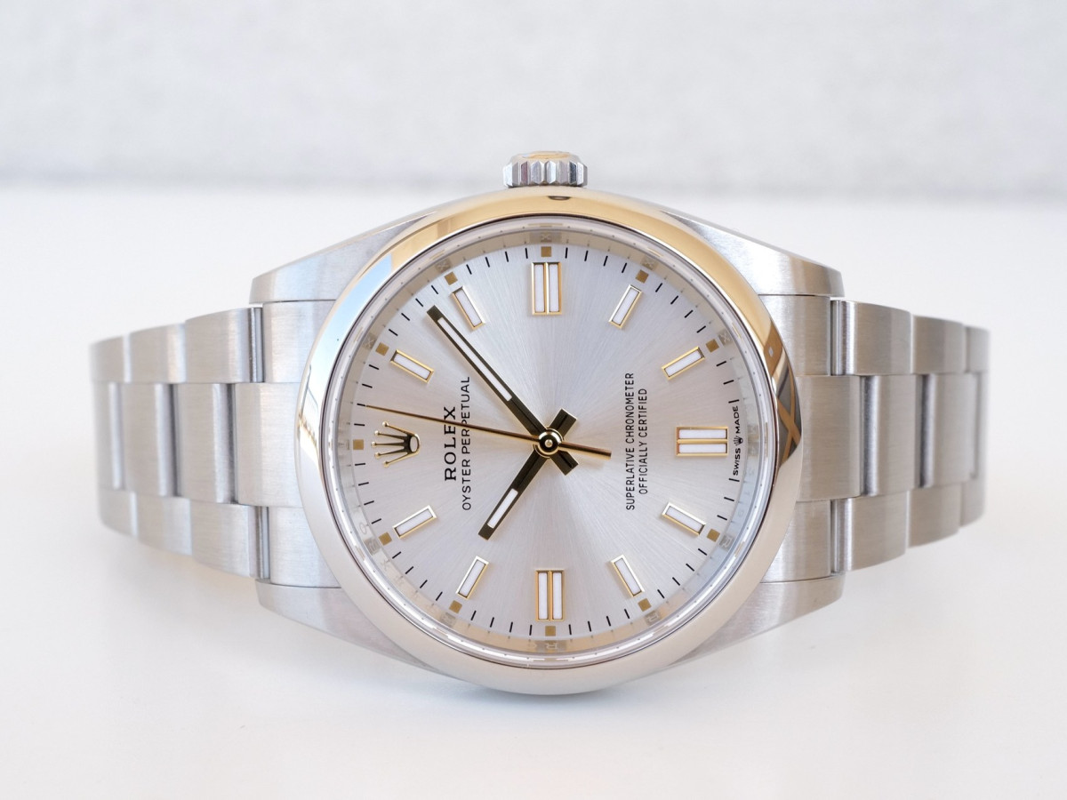 Швейцарський годинник Rolex Oyster Perpetual 36 Silver Dial